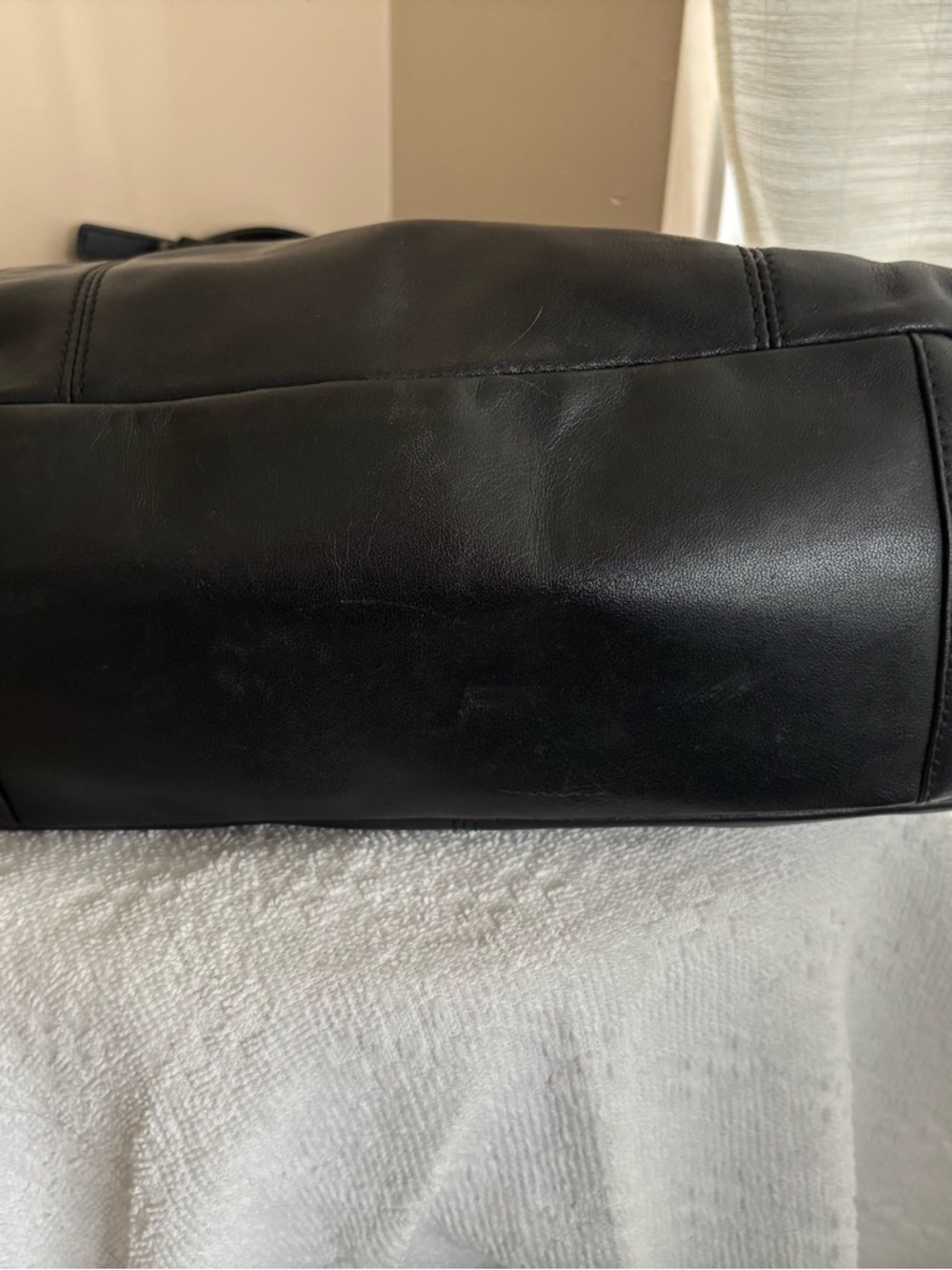 Coach Gallery vintage Black Leather Tote with Silver Accent Logo - Picture 3 of 11